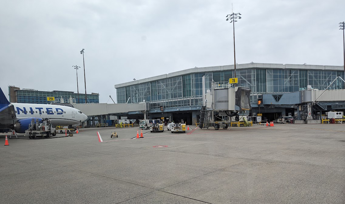 YVR Site Tour a HUGE success – The Executive Health & Safety Council of BC